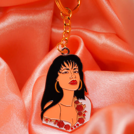 Reina De Rosas Keychain