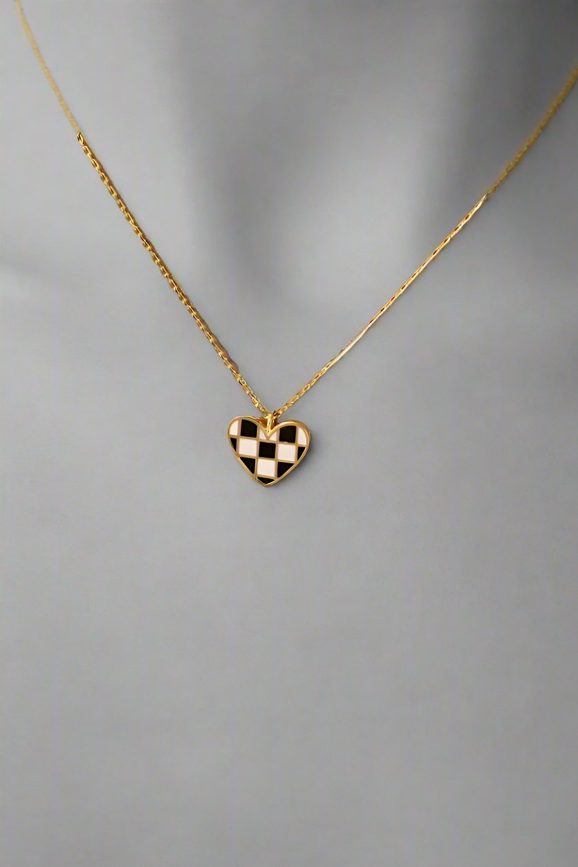 14K Checkered Heart Pendant Necklace