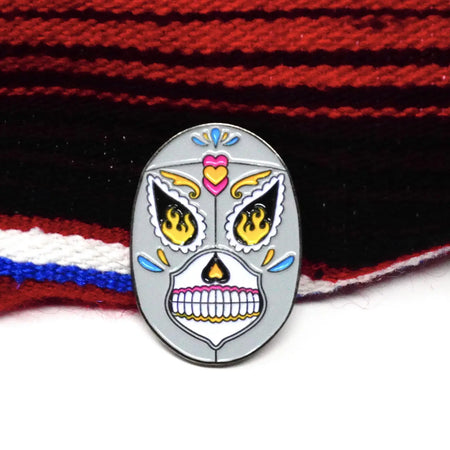 El Santo Azucarado Pin