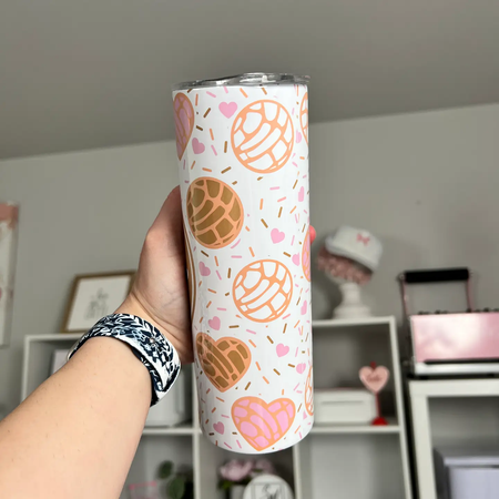 Cafecito Y Chisme Concha Heart Tumbler 20oz