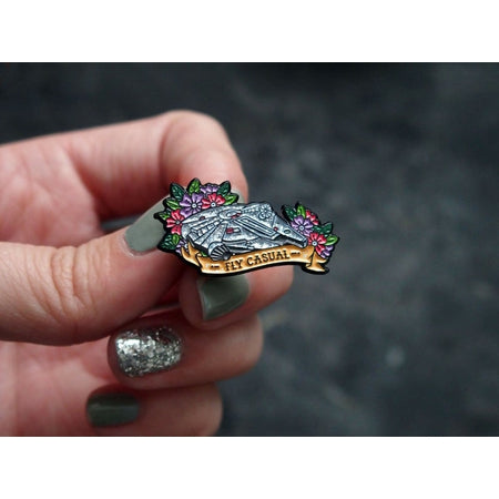 Milennium Falcon Enamel Pin